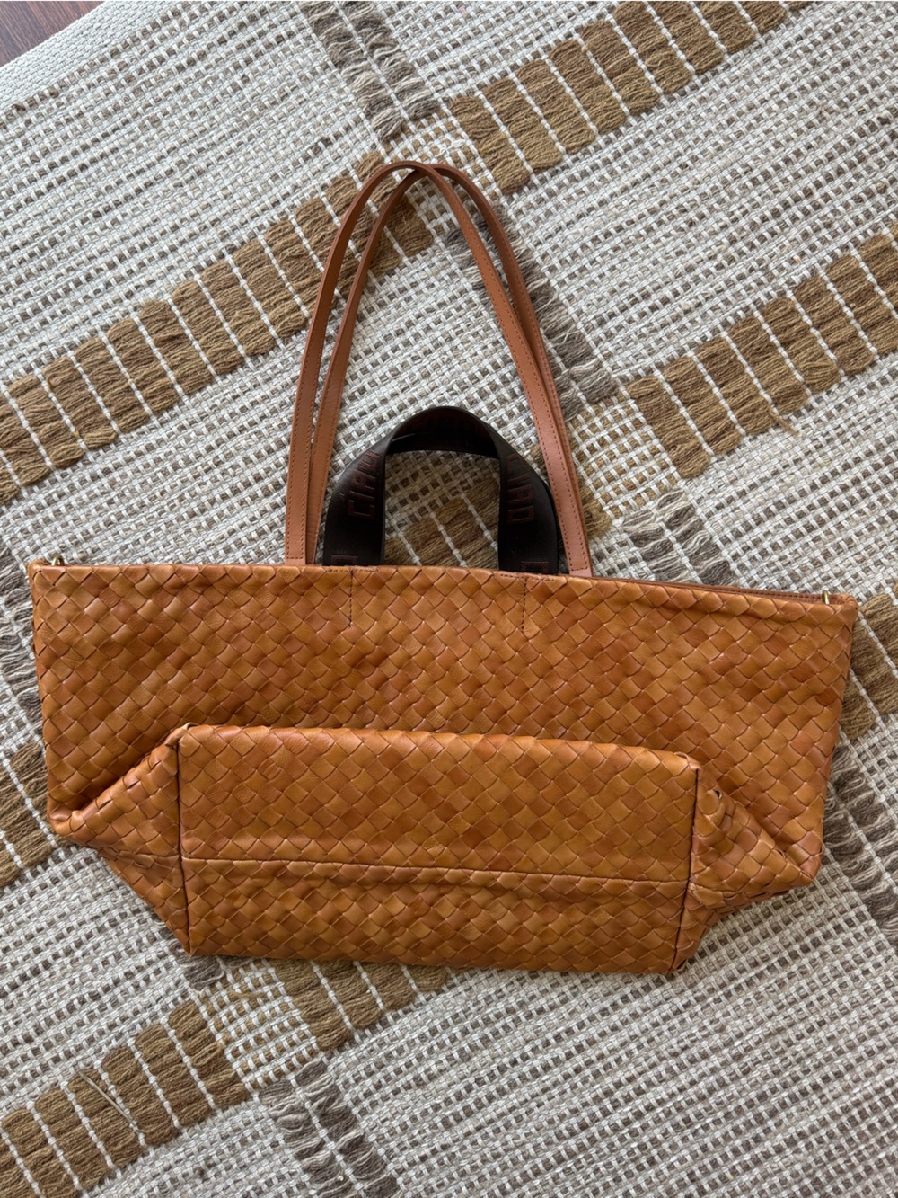 NWOT Clare V. Bateau Tote in Natural Woven Diagonal - Picture 3 of 9